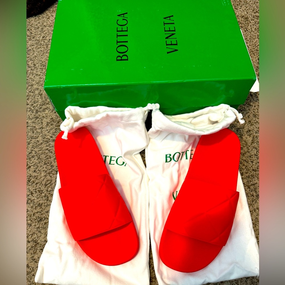 Bottega Veneta Men’s Pool Slides